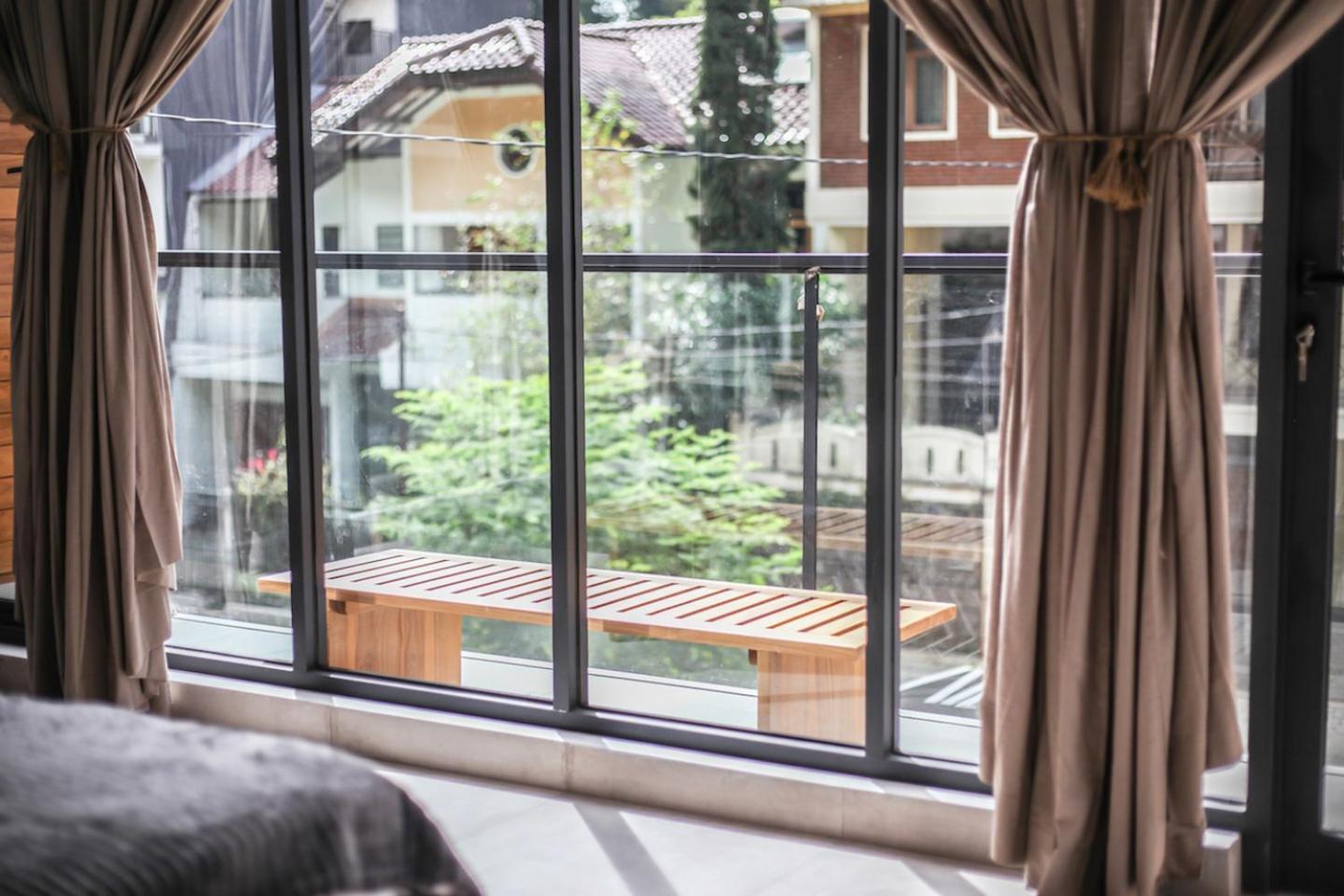 The Banyu House 3 Villa Bandung Exterior photo